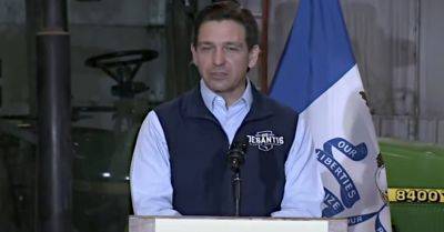 DeSantis Kicks Off Presidential Campaign Tour With Claim Teachers Are ‘Forcing’ Students to Pick Pronouns - www.thenewcivilrightsmovement.com - New York - Colorado - county Long