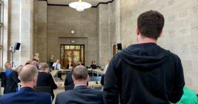 Moment Manchester council was forced to suspend town hall meeting due to protesters - www.manchestereveningnews.co.uk - Manchester