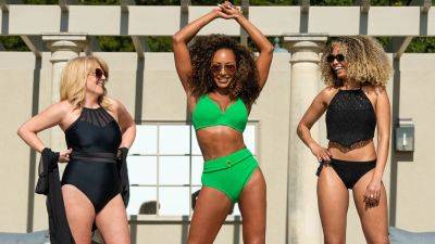 Spice Girl Mel B stuns in swimwear shoot with mom and daughter - www.foxnews.com