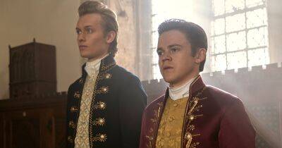 Who Is Sam Clemmett? 5 Things to Know About Young Brimsley in Bridgerton’s Prequel Series ‘Queen Charlotte’ - www.usmagazine.com - India - county King George