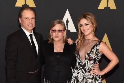 Carrie Fisher’s Brother Todd Details Rift With Billie Lourd Before Walk Of Fame Ceremony Snub (Exclusive) - etcanada.com - county Todd - state Oregon