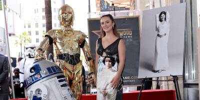 Billie Lourd is Surrounded By 'Star Wars' Memorabilia, Mark Hammil & More While Honoring Mom Carrie Fisher at Hollywood Walk of Fame Ceremony - www.justjared.com - county Fisher