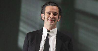 Matty Healy 'split from model' weeks before falling ‘madly in love’ with Taylor Swift - www.ok.co.uk - New York - Manchester
