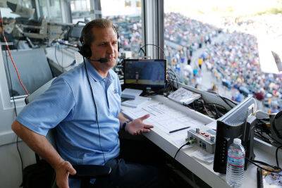Oakland Athletics Play-By-Play Broadcaster Apologizes For Apparent On-Air Racial Slur - deadline.com - Kansas City