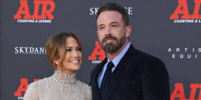 Jennifer Lopez Reveals What Fashion Advice Ben Affleck Shares With Her, Why She Sometimes Seems to Walk Behind Him - www.justjared.com