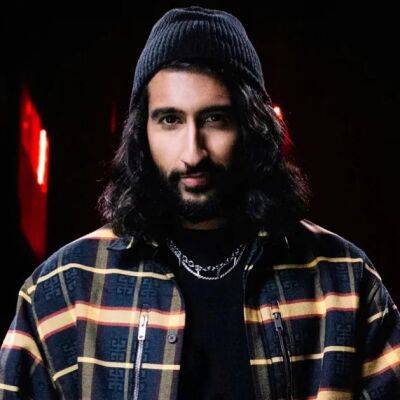 ‘Jalebi Baby’ Hitmaker Tesher Was Told To ‘Become A Punjabi Singer To Make It Big,’ But Had Other Plans - etcanada.com - Britain - India