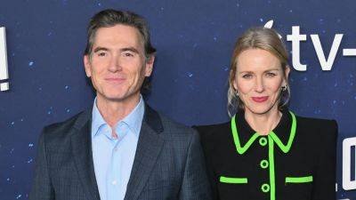Naomi Watts Confirms Marriage to Billy Crudup: 'Hitched!' - www.etonline.com