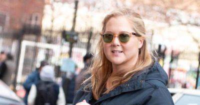 Amy Schumer urges stars to 'stop hiding' Ozempic use - www.msn.com