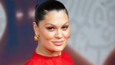 Jessie J and Chanan Safir Colman Reveal Baby's Name and First Pics in Celebration of His One-Month Birthday - www.etonline.com