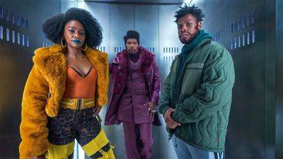 ‘The Cloned Tyrone’ Trailer: John Boyega, Jamie Foxx & Teyonah Parris Star In This Stylish, Sci-Fi Comedy - theplaylist.net