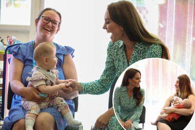 Kate Middleton’s adorable reaction to being interrupted by a baby’s burp - nypost.com - Britain