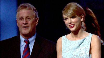 Taylor Swift's Dad Had No Knowledge Prior to Making $15 Million in Her Music Catalog Sale, Source Says - www.etonline.com