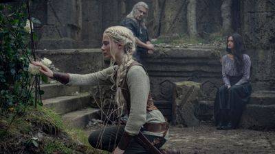 'The Witcher' Season 3: Watch a Grisly Battle Between Geralt, Yennefer, Ciri and Rience - www.etonline.com - Brazil