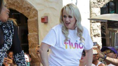 Rebel Wilson Dances Her Heart Out at Pride Event After Clearing Up Controversy Over Weight Loss Comments - www.justjared.com