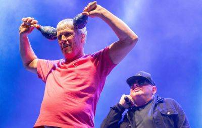 Happy Mondays’ Bez says he’s “lucky to be alive” after motorbike accident - www.nme.com