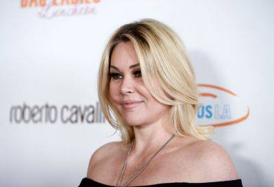 Travis Barker’s Ex Shanna Moakler Reacts To Pregnancy Announcement: ‘I’ve Known For Weeks’ - etcanada.com