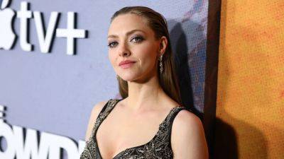 Amanda Seyfried Reacts to Elizabeth Holmes Reporting for Prison: 'It's Depressing' (Exclusive) - www.etonline.com - New York - county Holmes