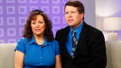 Jim Bob and Michelle Duggar Speak Out Against 'Duggar Family Secrets' Doc - www.etonline.com