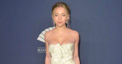 Sydney Sweeney is 'navigating fame on a daily basis' - www.msn.com
