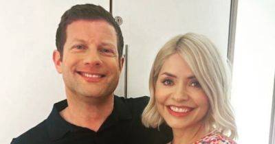 This Morning fans send clear message over Dermot O'Leary as he cosies up with Holly Willoughby - www.manchestereveningnews.co.uk