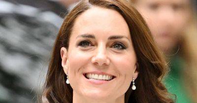Kate Middleton just misses London rain in stylish appearance at National Portrait Gallery - www.ok.co.uk - Ireland