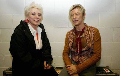 Blondie’s Debbie Harry defends David Bowie flashing his penis at her - www.nme.com - New York