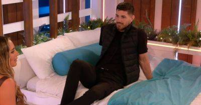 Love Island's Scott baffles fans with his outfit as he kisses Catherine - www.ok.co.uk - Spain - county Love