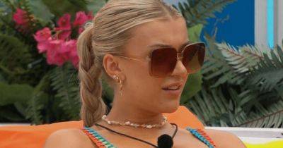 Love Island fans spot 'feud' as they declare Molly is being 'left out' - www.ok.co.uk - county Sumner