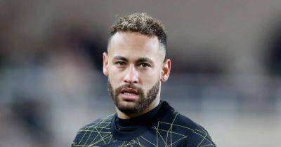 Soccer Star Neymar Publicly Apologizes to Pregnant Girlfriend Amid Infidelity Speculation - www.usmagazine.com - Britain - Brazil - USA - Portugal