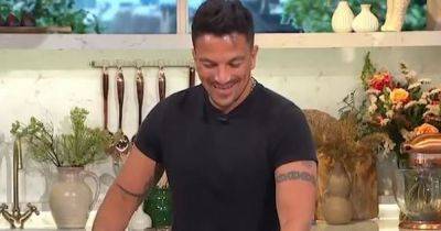 This Morning viewers left baffled as Peter Andre joins show for cooking segment - www.ok.co.uk - London - Kentucky