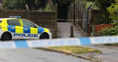 BREAKING: Man arrested on suspicion of attempted murder after 'unprovoked attack' in alleyway that left victim in critical condition - www.manchestereveningnews.co.uk - Indiana