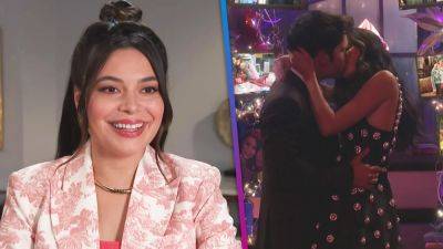 'iCarly': Miranda Cosgrove Explains Why It Was Time for Carly and Freddie to Get Together (Exclusive) - www.etonline.com - New York