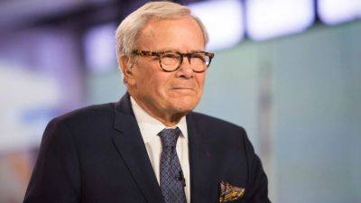 Tom Brokaw Opens Up About His Battle With an Incurable Blood Cancer - www.etonline.com