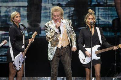 Rod Stewart Addresses Rumours He’s Packing It In: ‘I Shall Never Retire!’ - etcanada.com - USA