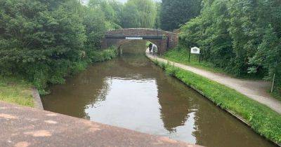 Horrified canal couple quit boating after man 'covers them in urine and faeces from bridge' - www.manchestereveningnews.co.uk - county Stone