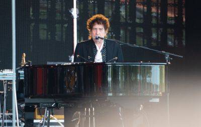 Watch Bob Dylan cover the Grateful Dead’s ‘Stella Blue’ in Barcelona - www.nme.com - Spain - USA - Alabama - Japan - Tokyo