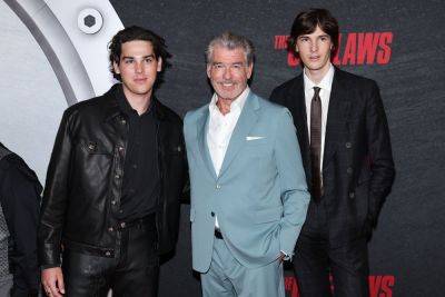 Pierce Brosnan Steps Out With Sons Dylan And Paris For ‘The Out-Laws’ Premiere - etcanada.com - Los Angeles - county Young - city Sandler