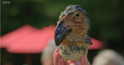Antiques Roadshow viewers stunned by ‘ugly’ bird head ornament's shocking value - www.dailyrecord.co.uk - London