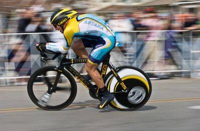 Analysis: Lance Armstrong, Trans Athletes and the Policing of Women’s Bodies in Sports - thegavoice.com - California
