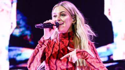 Kelsea Ballerini hit in the face with flying object, leaves concert stage - www.foxnews.com - state Idaho - Boise, state Idaho