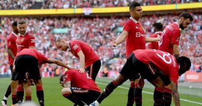 Manchester United star Victor Lindelof hit by object thrown by spectator in FA Cup final - www.manchestereveningnews.co.uk - Manchester