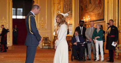 Kate Garraway says Prince William wasn't able to console teary Derek over her MBE - www.ok.co.uk - Britain