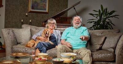 Ricky Tomlinson brings joy to Gogglebox fans as some say he's just Jim Royle - www.manchestereveningnews.co.uk