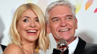 Anchor Holly Willoughby Returns to ‘This Morning’ Following Phillip Schofield Controversy Feeling ‘Shaken, Troubled’ - variety.com