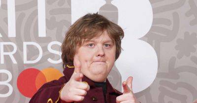 Lewis Capaldi’s famous fans share their support after he cancels all commitments until Glastonbury - www.msn.com - Scotland - Beyond