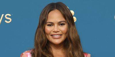 Chrissy Teigen Says She Started 'Spiraling' After a DNA Test Mistakenly Told Her She Had an Identical Twin - www.justjared.com