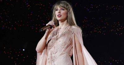 Taylor Swift Fans Are 'Taylgating' On Her Eras Tour, And It’s A Mood - www.msn.com - Chicago - Florida