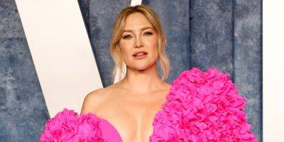 Kate Hudson Welcomes Summer With Bikini Pics, But Her Family Didn't Love Them - See Her Cheeky Reply - www.justjared.com