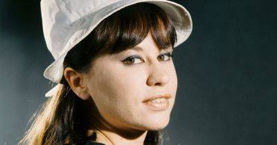 Astrud Gilberto dies aged 83 as devastated fans pay tribute to Girl From Ipanema singer - www.dailyrecord.co.uk - Britain