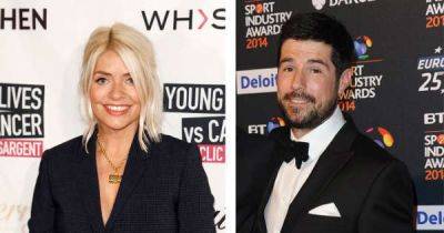 Fans want Craig Doyle to be the replacement for Phillip Schofiled on This Morning alongside Holly Willoughby - www.msn.com - Ireland